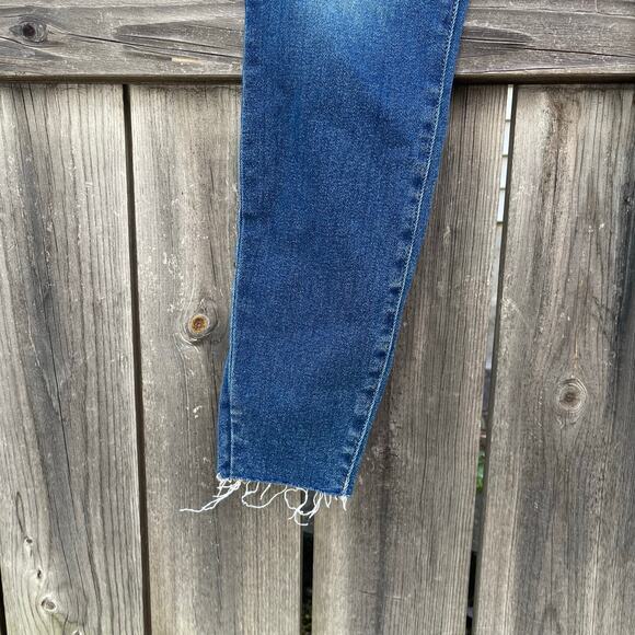 Good American • Good Legs Crop Blue376 - Picture 4 of 8